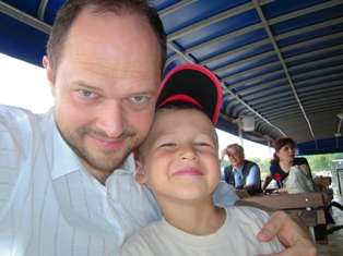 A znovu s t�tou na lodi...